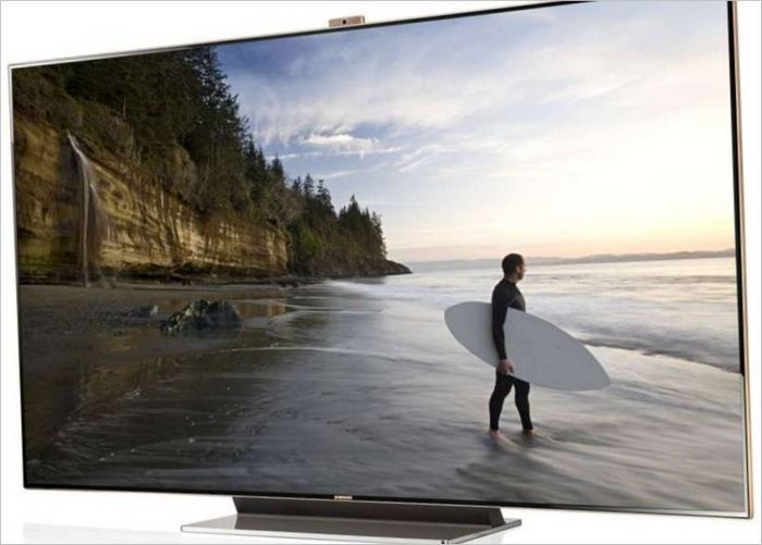 Samsung LED Smart TV serije ES9000 s 75-palčnim zaslonom