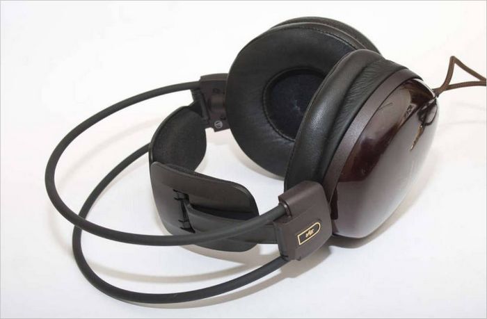 Slušalke Audio-Technica ATH-W3000ANV